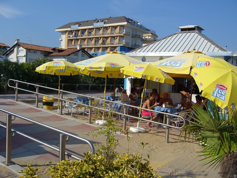 img00019.jpg