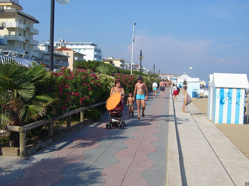 img00021.jpg