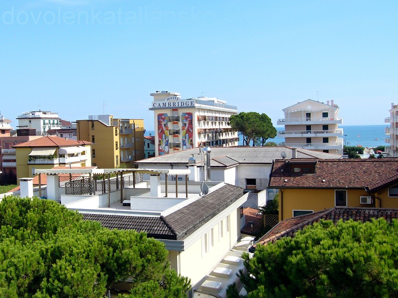 img00009.jpg