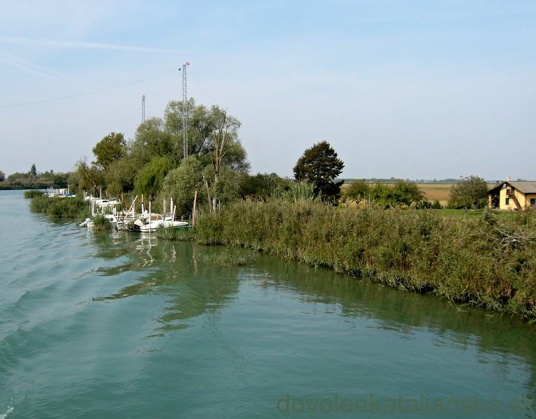 img00017.jpg