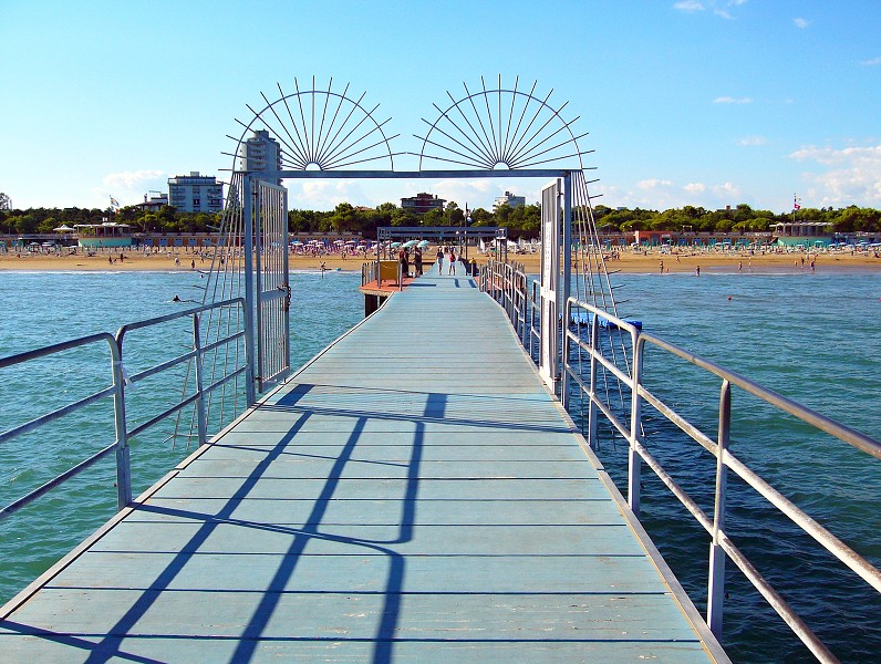 img00056.jpg