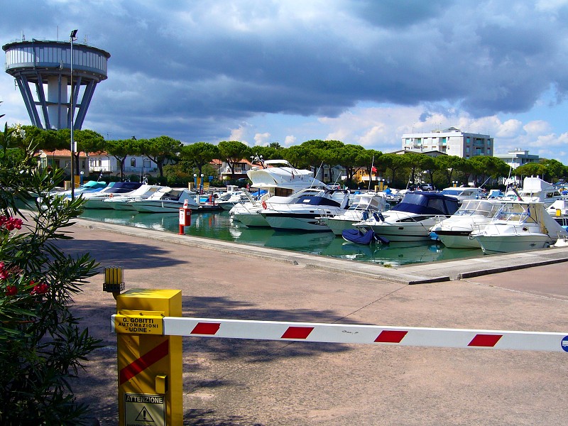 img00005.jpg