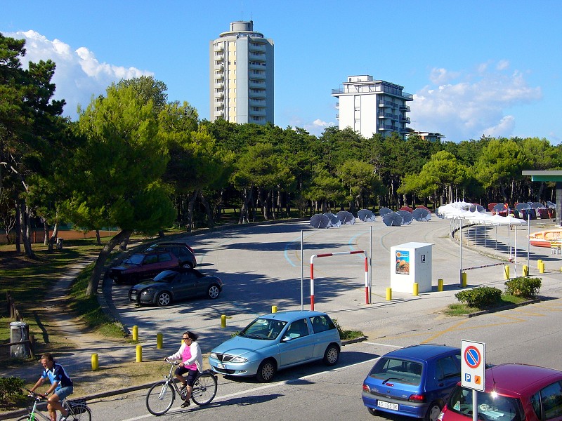 img00025.jpg