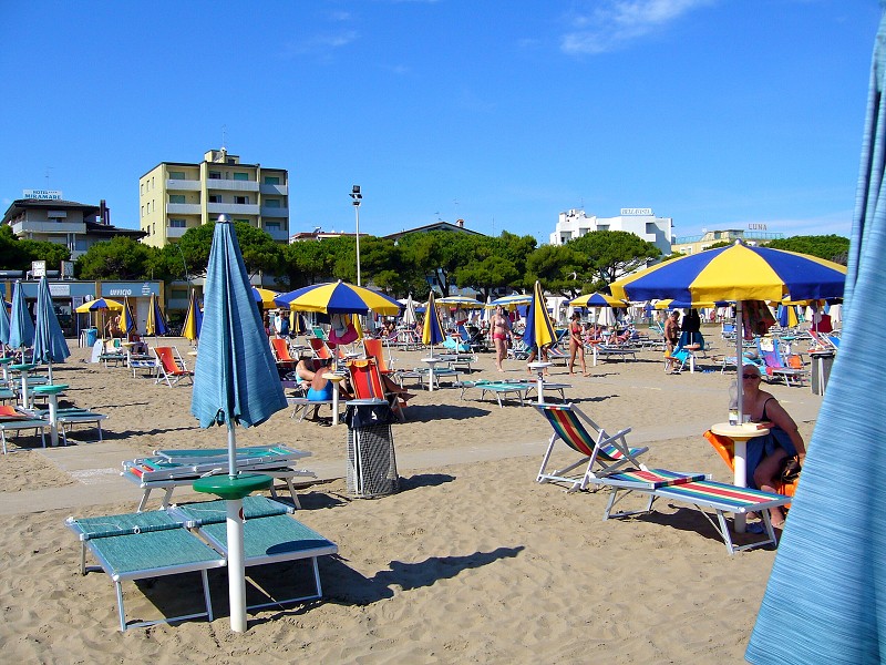 img00027.jpg