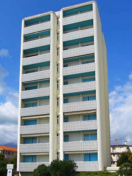 img00060.jpg